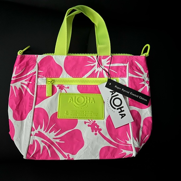 ALOHA collection PETITE CROSSBODY - Picture 1 of 3